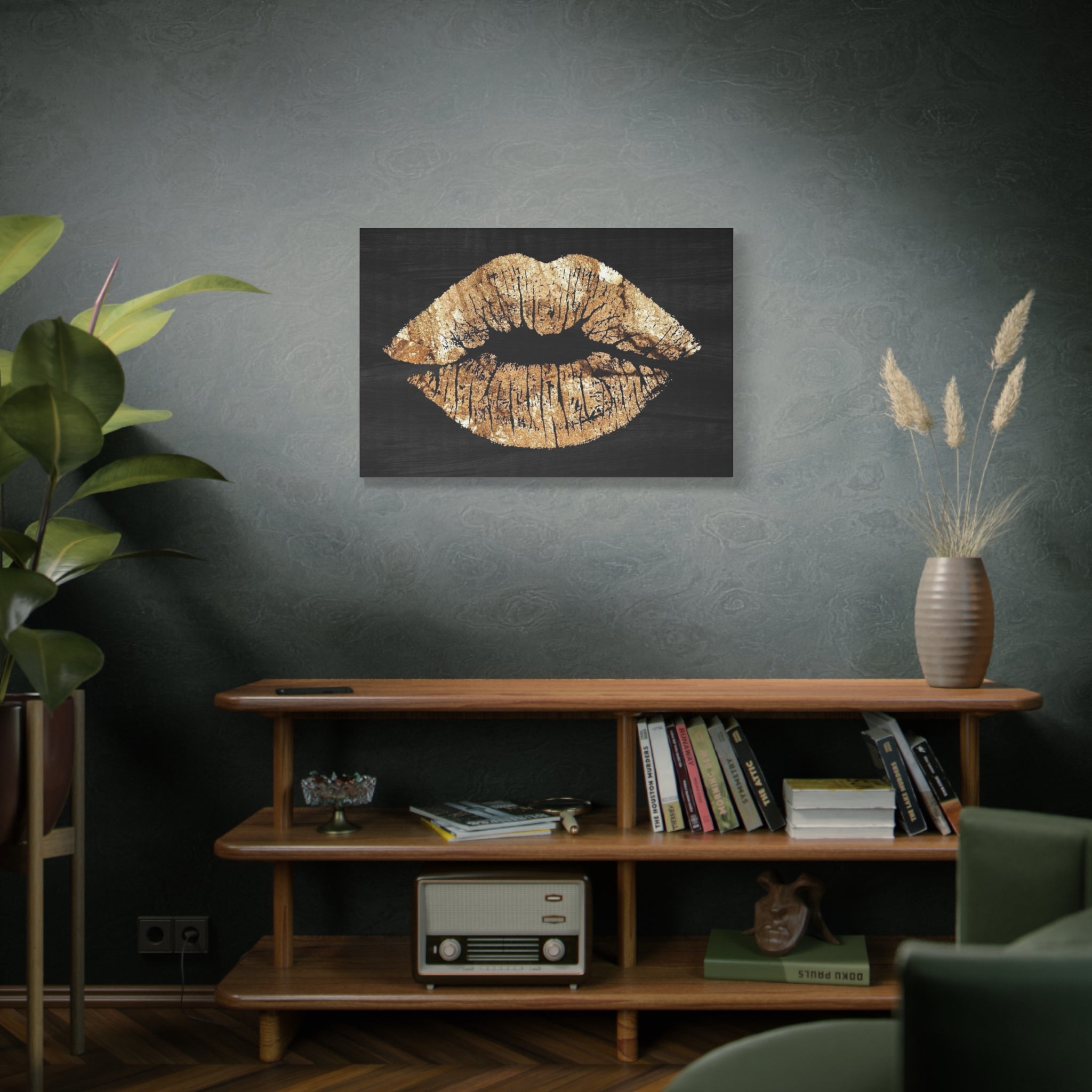 Gold Kiss Wall Art Canvas 